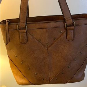 A brown Bueno shoulder bag